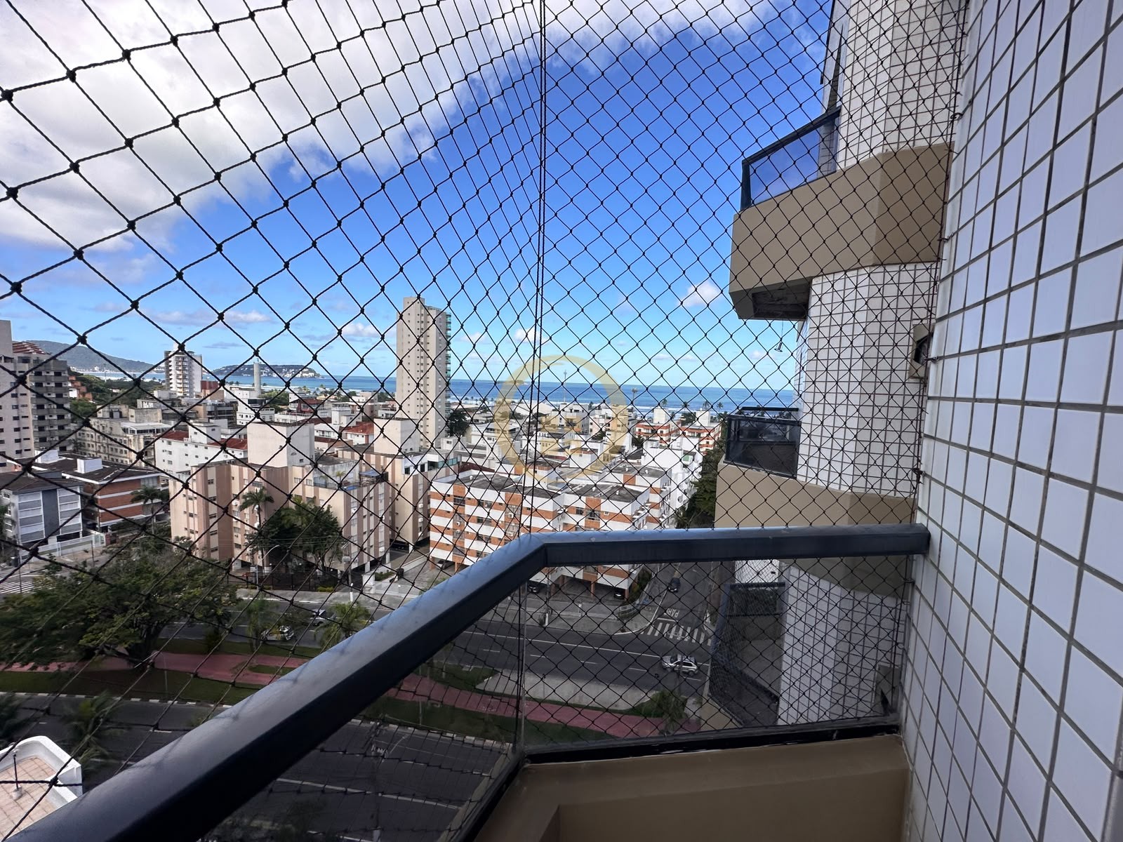 Apartamento na Praia da Enseada, Guarujá - SP