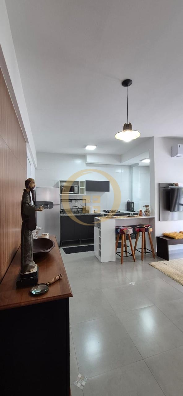 Apartamento na Praia da Enseada, Guarujá - SP