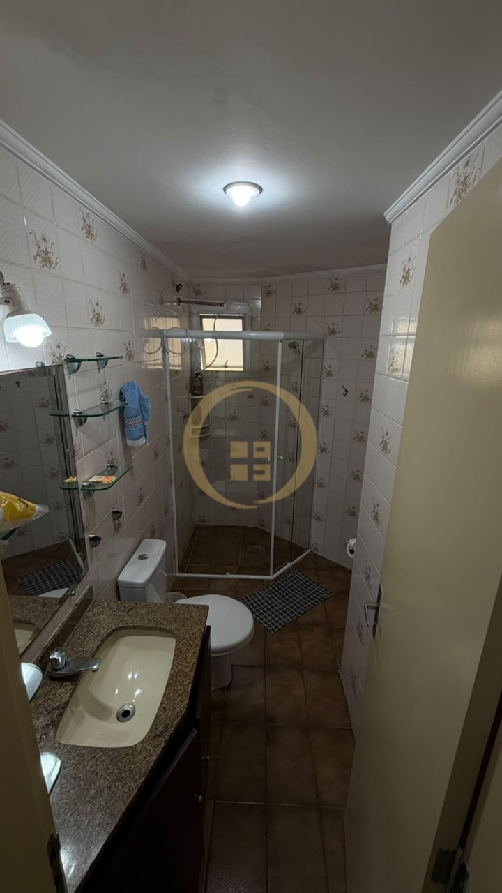 Apartamento na Praia da Enseada, Guarujá - SP