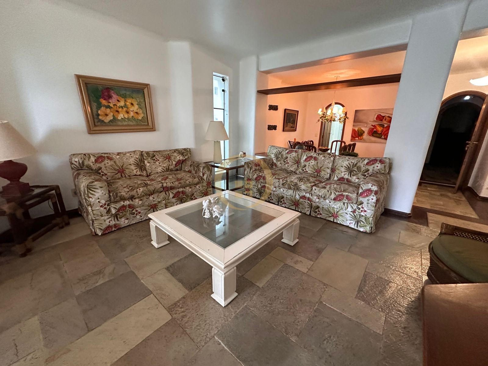 Apartamento na Praia da Enseada, Guarujá - SP