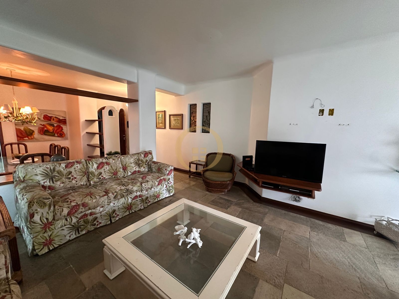 Apartamento na Praia da Enseada, Guarujá - SP