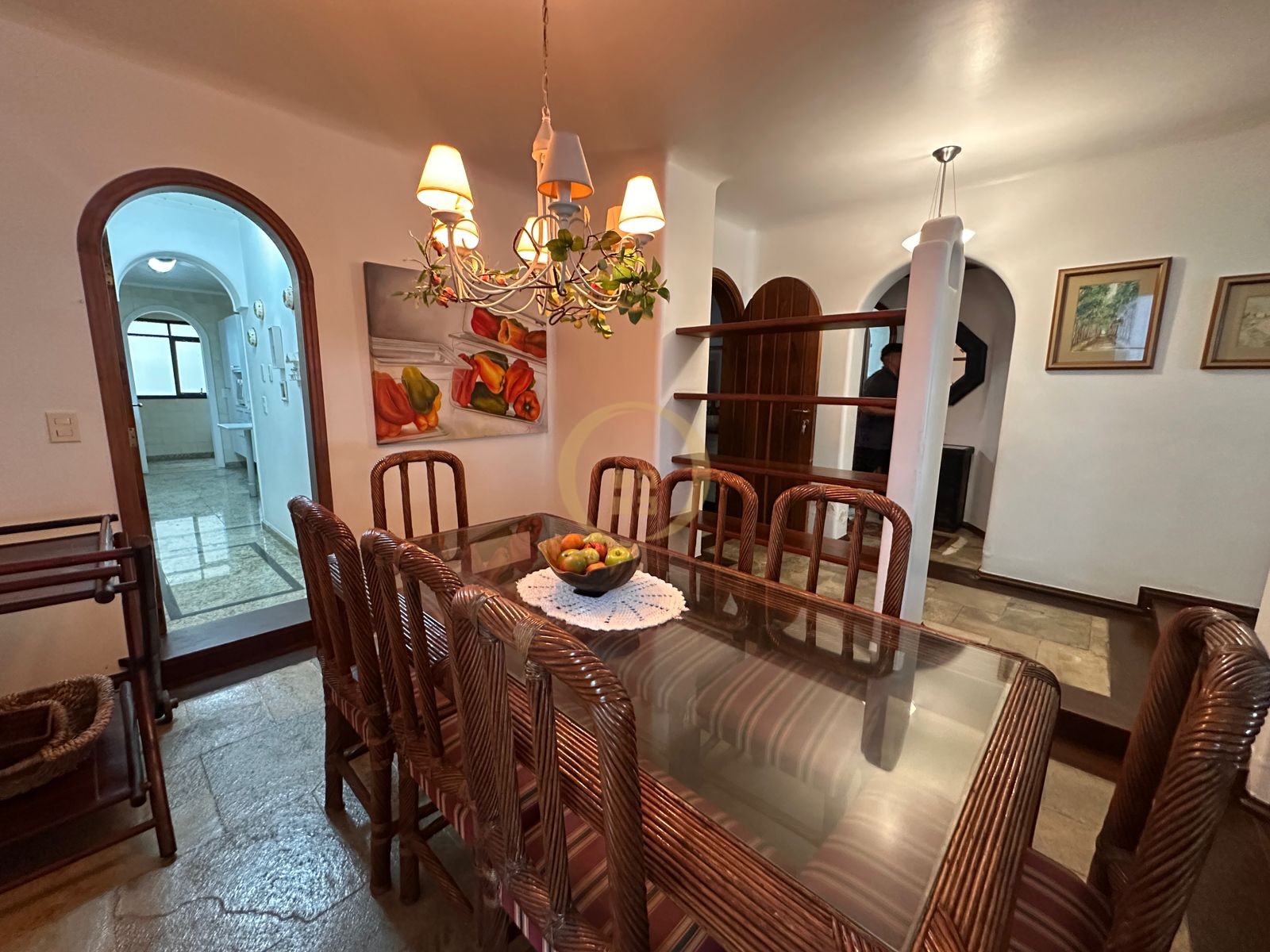 Apartamento na Praia da Enseada, Guarujá - SP