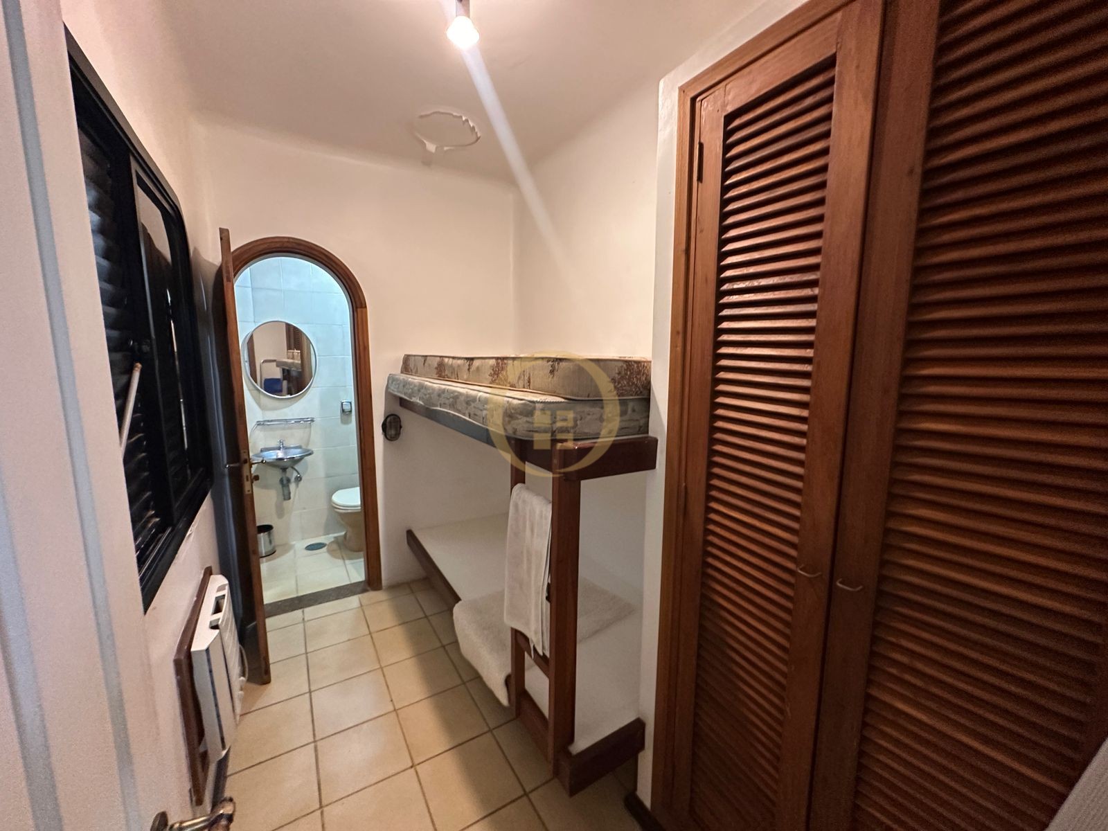 Apartamento na Praia da Enseada, Guarujá - SP