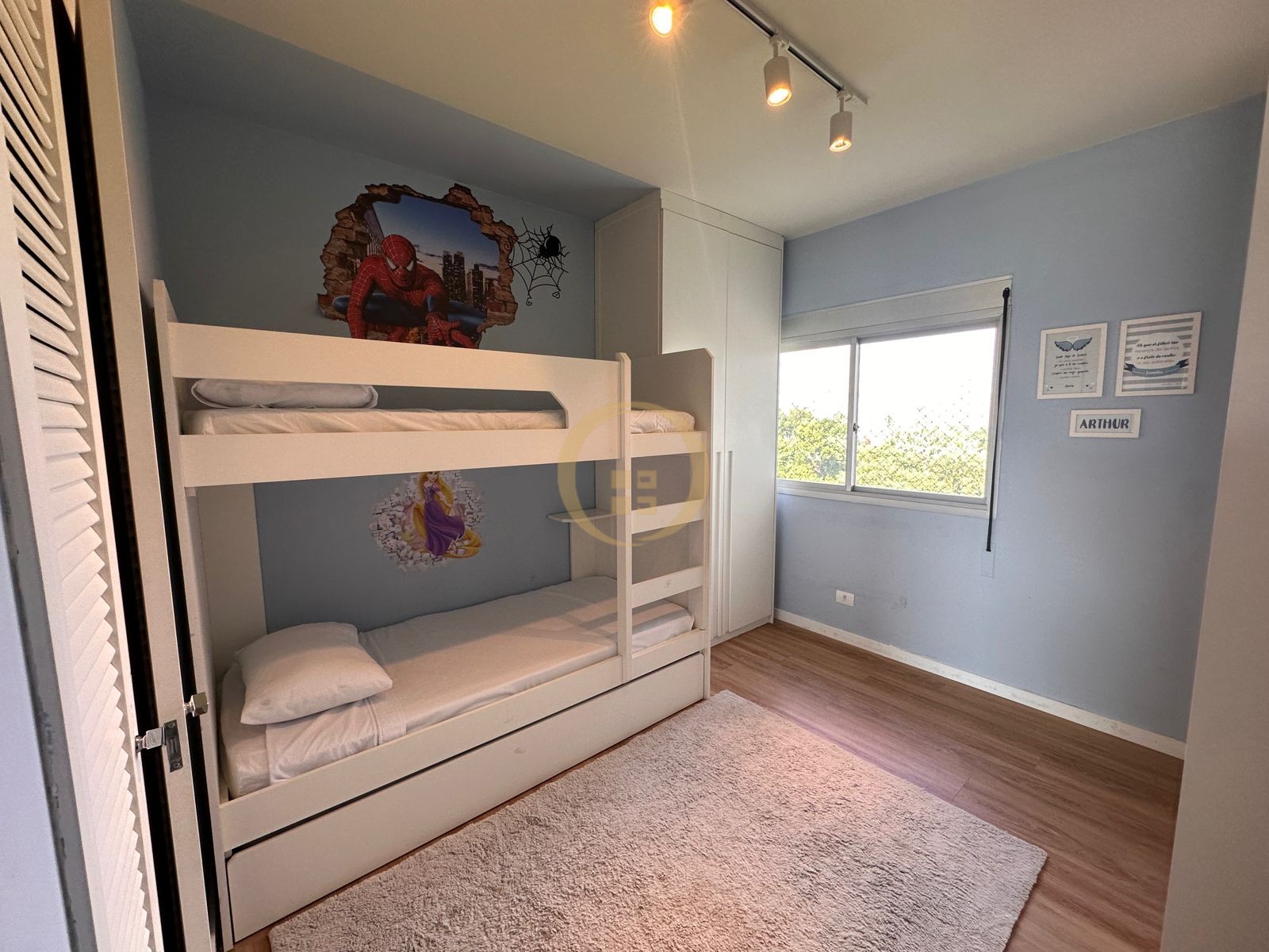 Apartamento Frente ao Mar nas Pitangueiras, Guarujá - SP