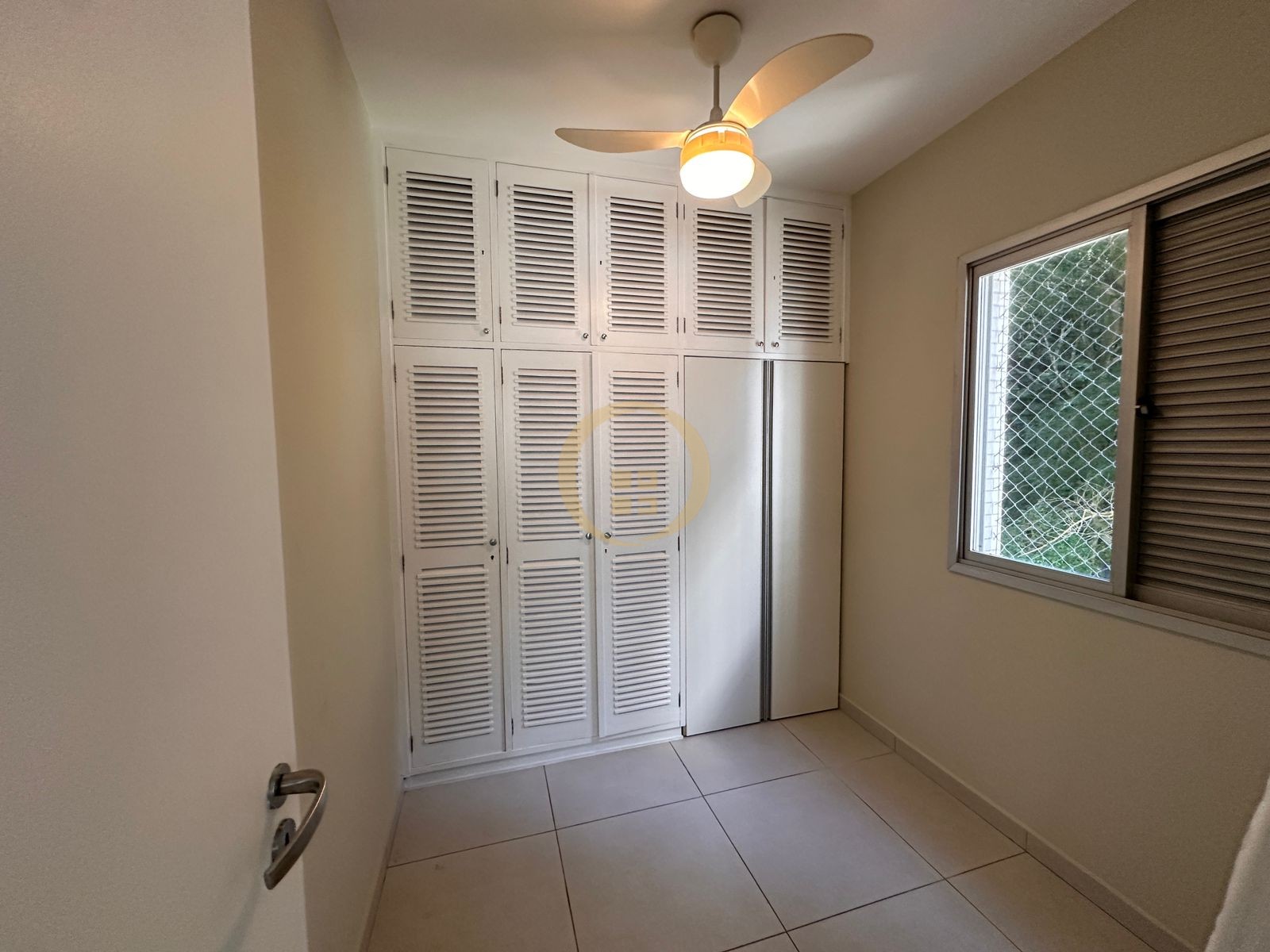 Apartamento Frente ao Mar nas Pitangueiras, Guarujá - SP