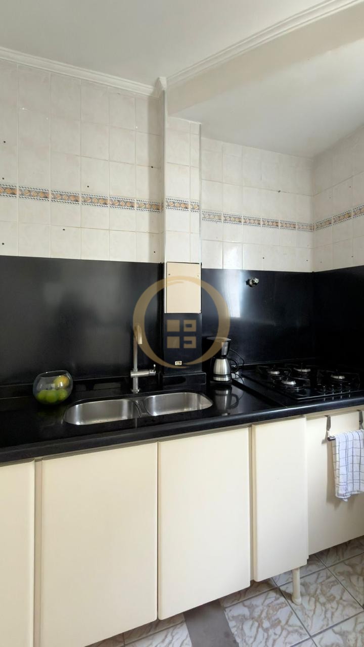 Apartamento na Praia da Enseada, Guarujá - SP