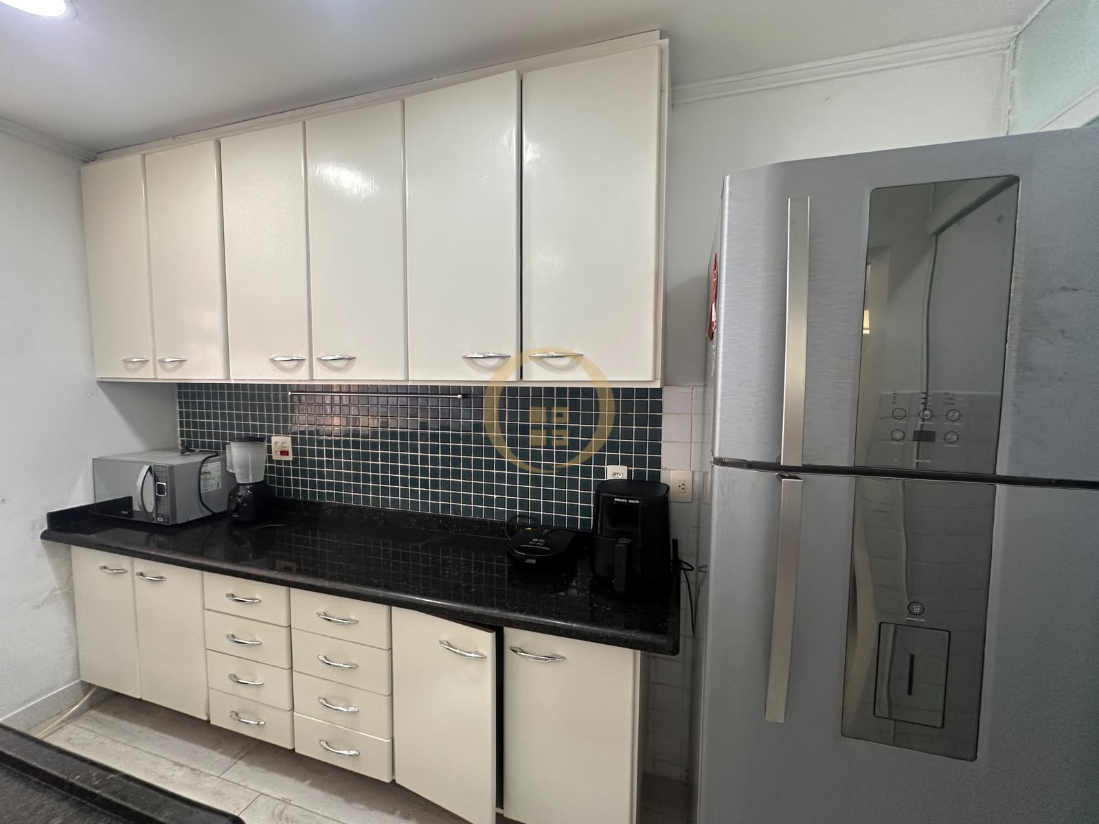 Apartamento na Praia das Pitangueiras, Guarujá - SP