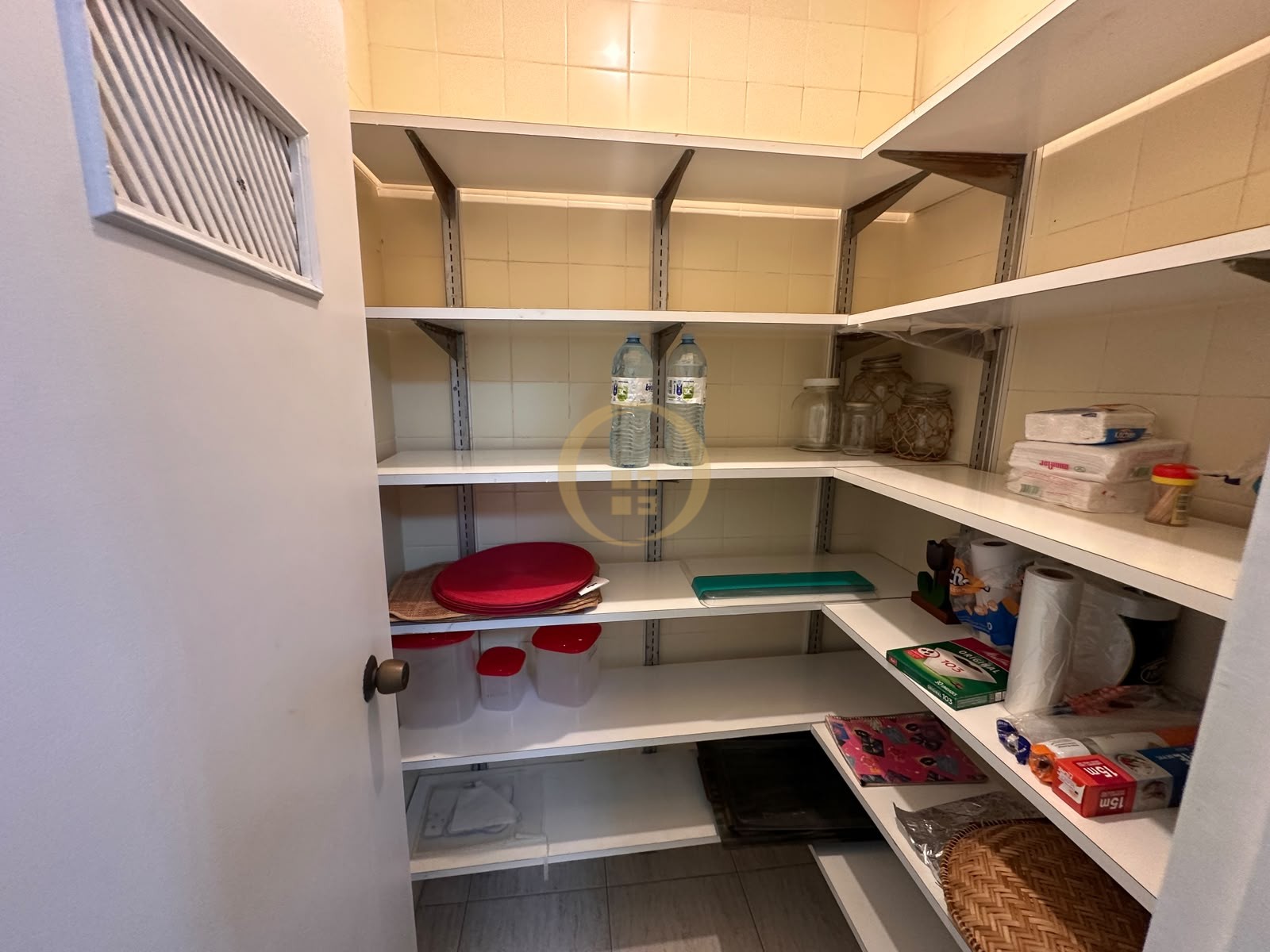 Apartamento Frente ao Mar nas Pitangueiras, Guarujá - SP