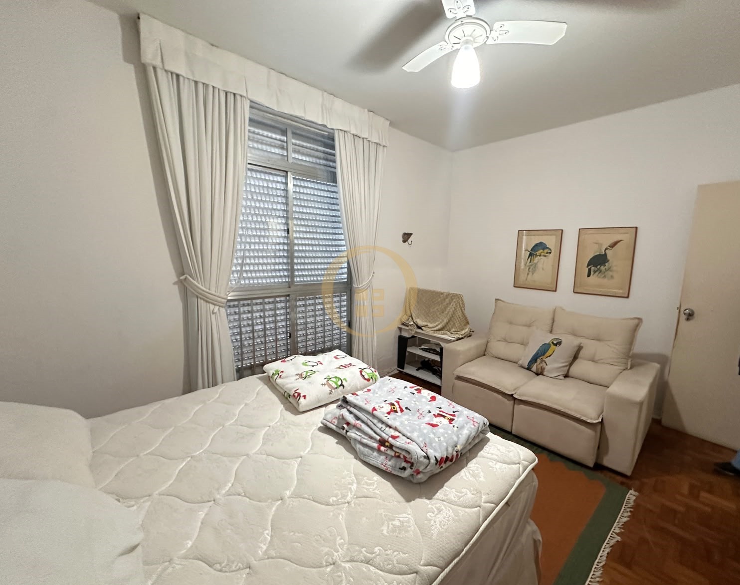 Apartamento Frente ao Mar nas Pitangueiras, Guarujá - SP