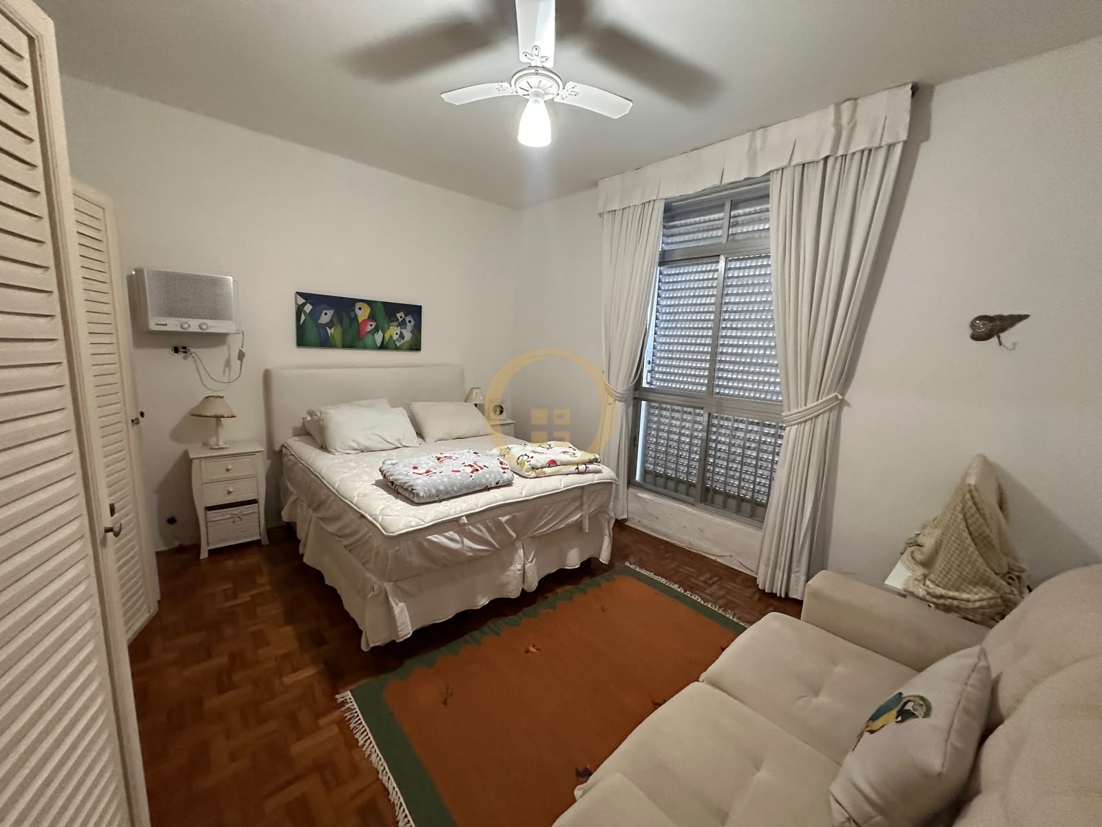 Apartamento Frente ao Mar nas Pitangueiras, Guarujá - SP