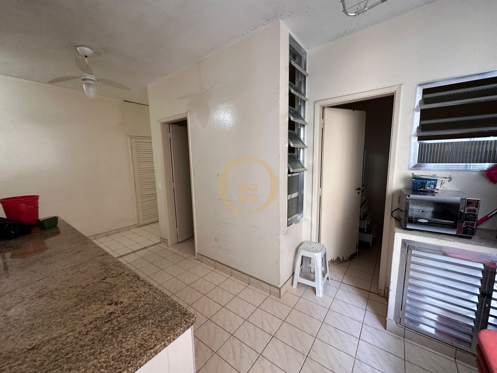 Apartamento Frente ao Mar nas Pitangueiras, Guarujá - SP