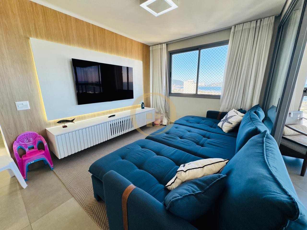 Apartamento na Praia da Enseada, Guarujá - SP