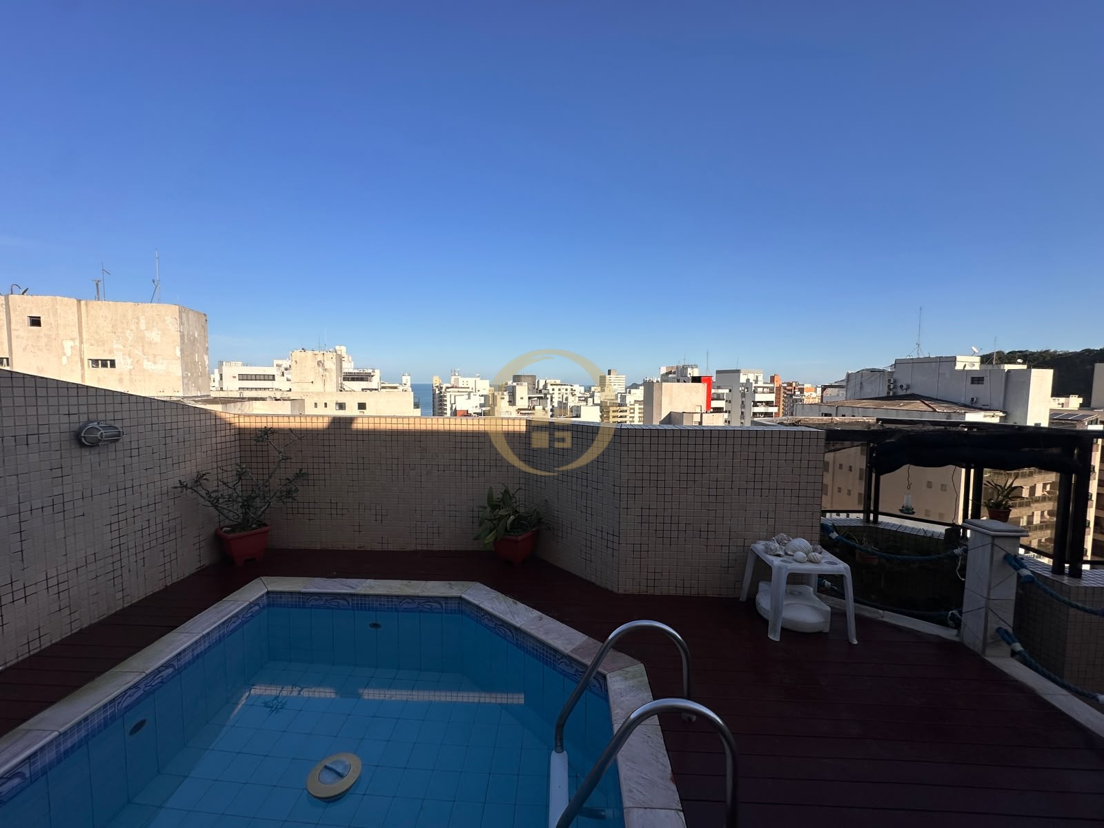 Apartamento-3-dormitorios-Pitangueiras
