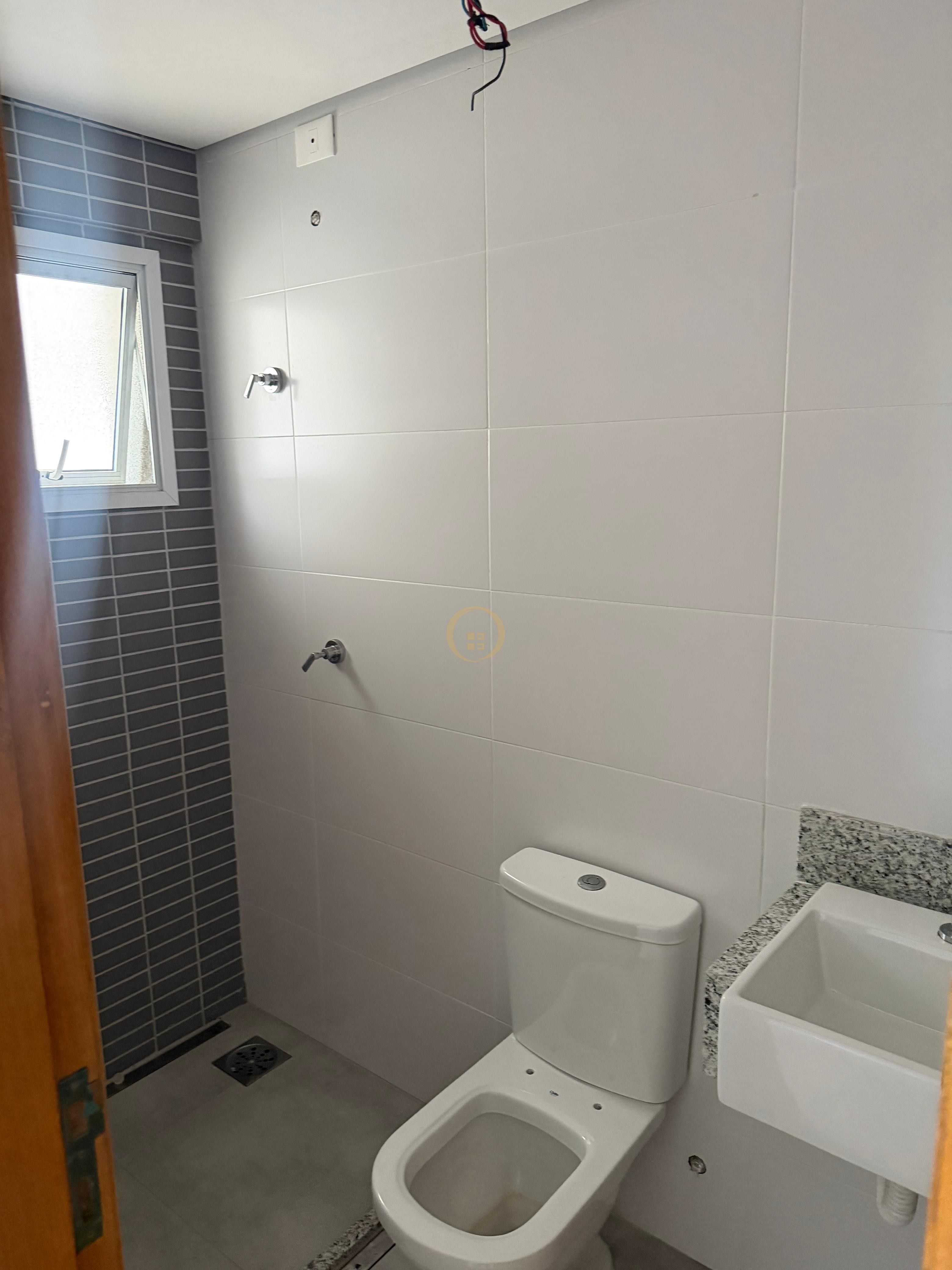 Apartamento na Praia das Astúrias, Guarujá - SP