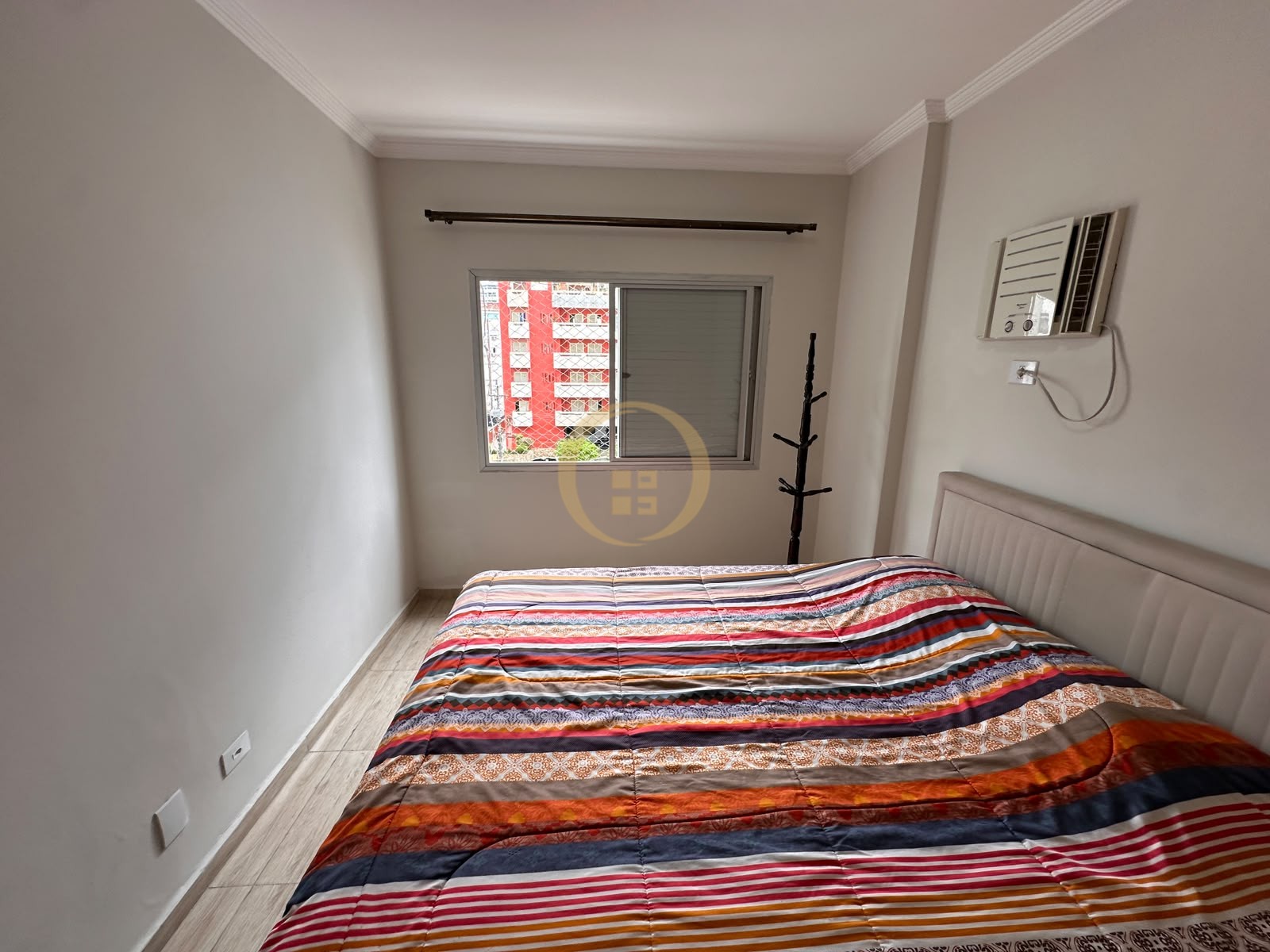 Apartamento na Praia das Astúrias, Guarujá - SP