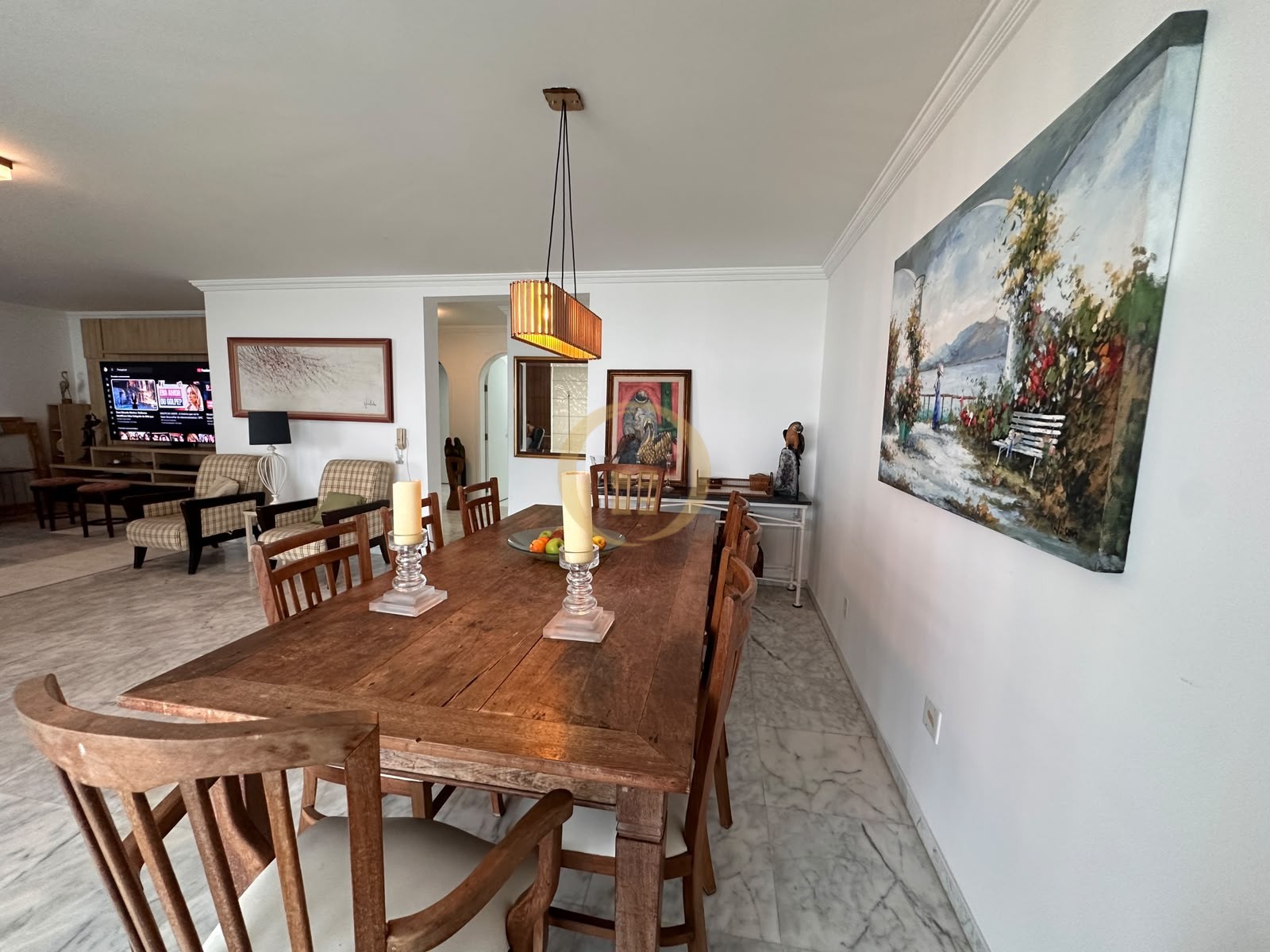 Apartamento Frente ao Mar nas Pitangueiras, Guarujá - SP