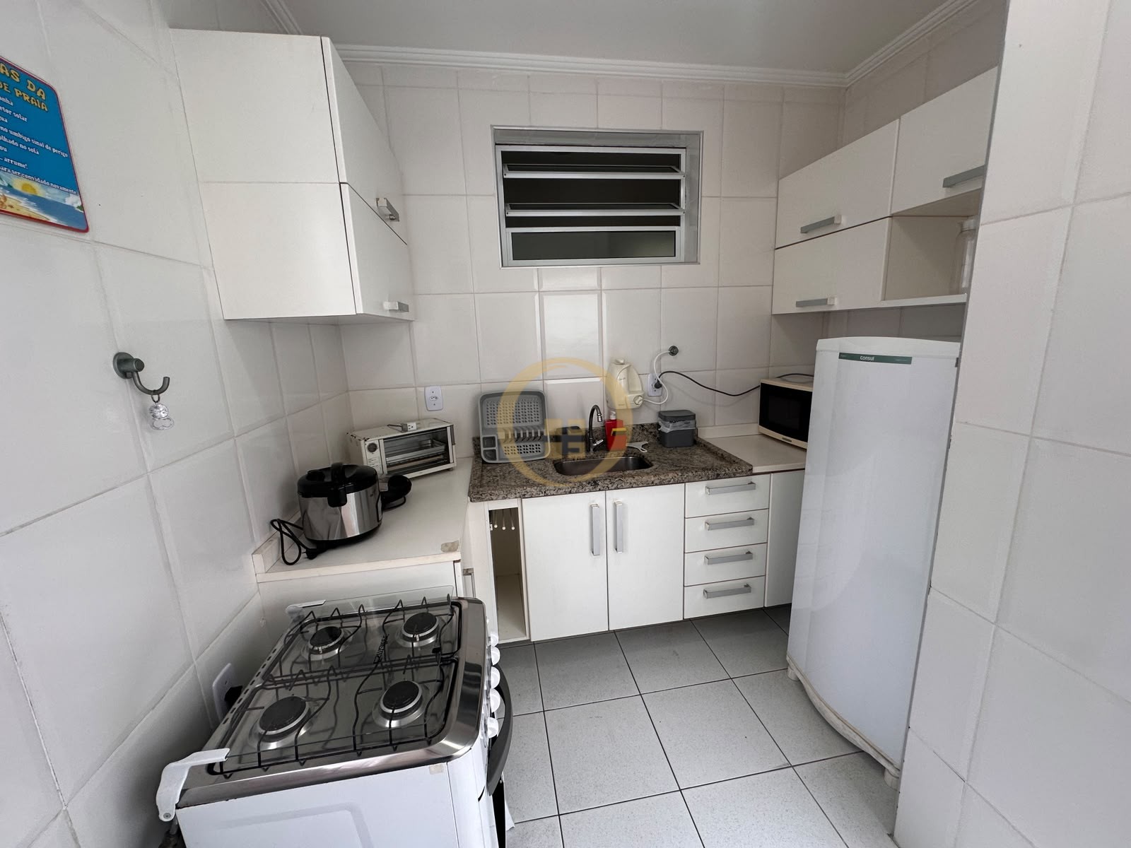 Apartamento-4-dormitorios-Pitangueiras